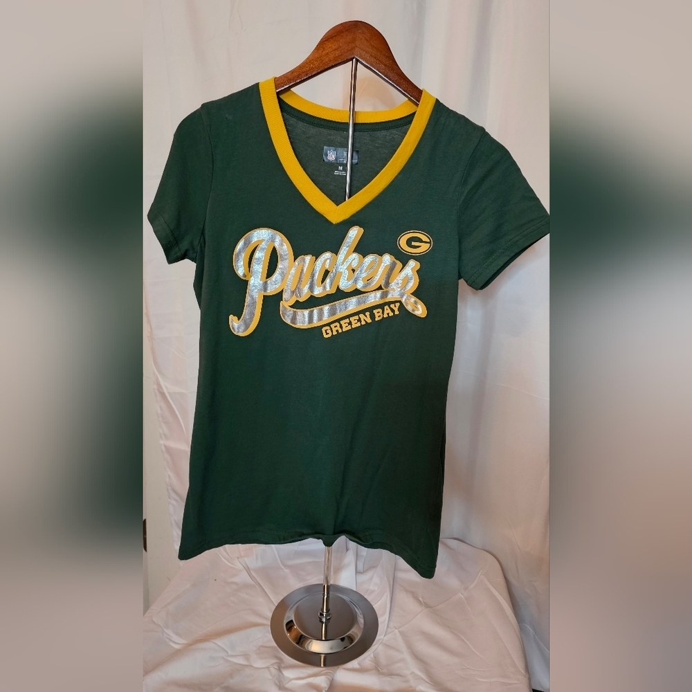 Green Bay Packers Women’s V-Neck T-Shirt | Green & Gold | NFL - Size M